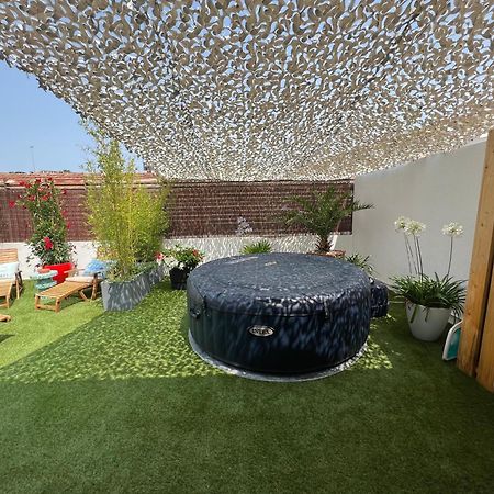 L'Avant Scene Meuble 5 Etoiles Parking Gratuit Jacuzzi Avignon Exterior photo
